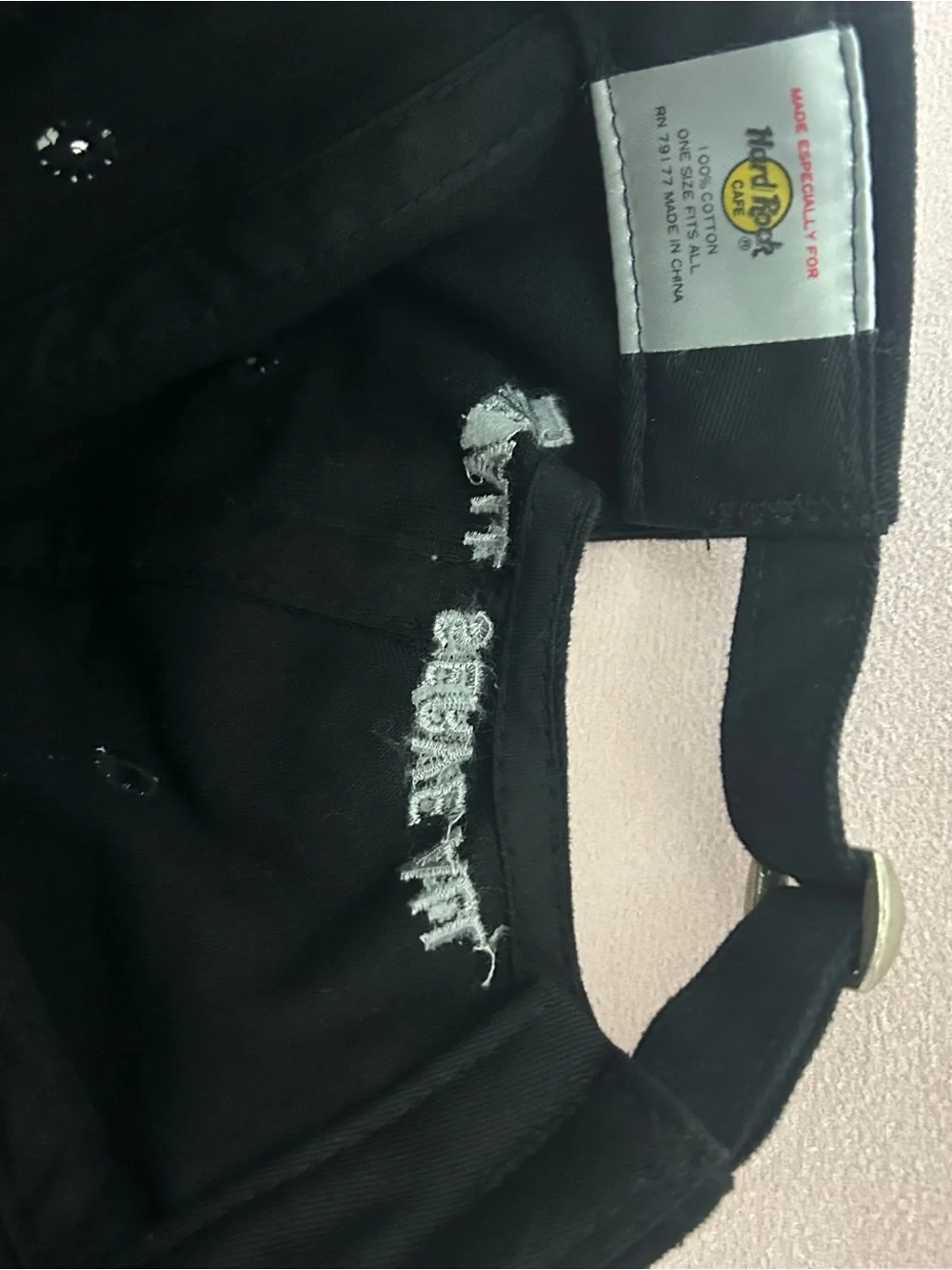 Hard Rock Cafe Black Hat with White Embroidery Vintage New Love all Serve all